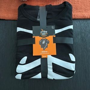 Hyde and Eek mens two piece skeleton pajamas